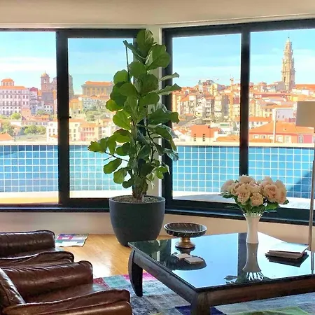 Spacious In With Terrace Апартаменты