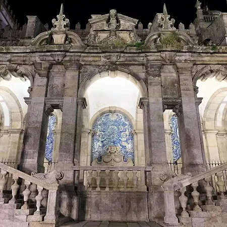 Spacious In With Terrace * Oporto