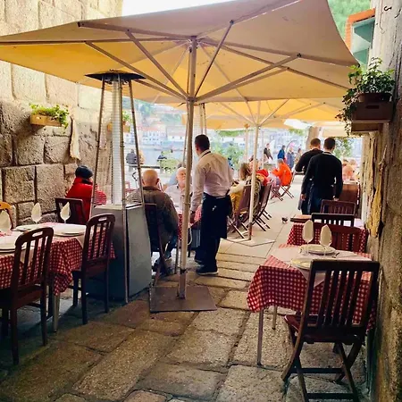 Spacious In With Terrace Lägenhet *