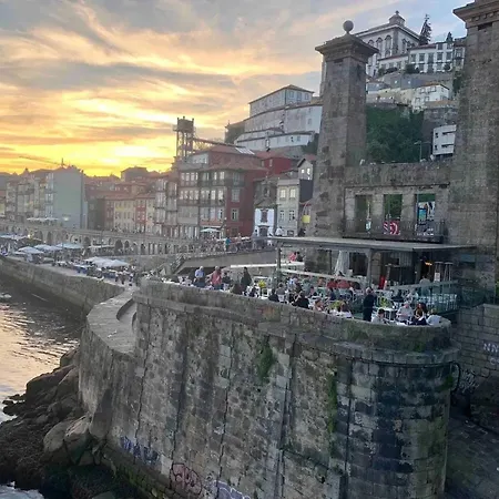 Spacious In With Terrace Appartement Oporto