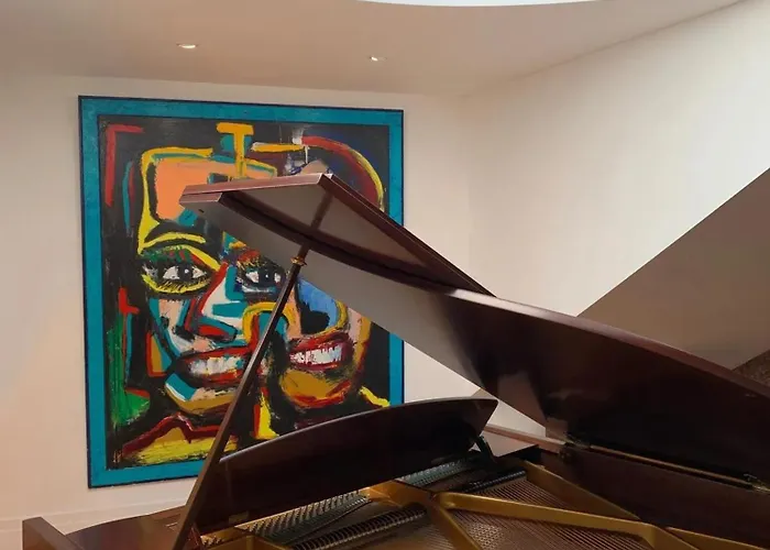 Spacious In With Terrace