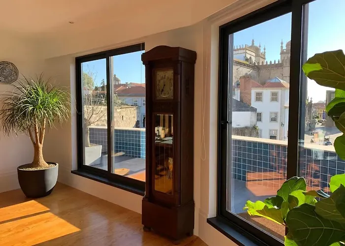 Spacious In With Terrace